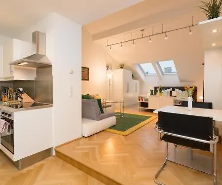 Christian Apartments Oper - Contactless Check In Vienna Esterno foto