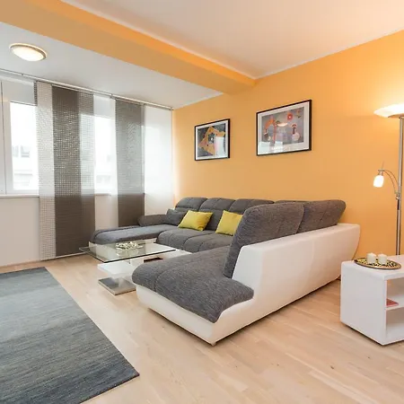 Christian Apartments Oper - Contactless Check In Vienna Esterno foto