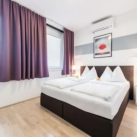 Christian Apartments Oper - Contactless Check In Vienna Esterno foto