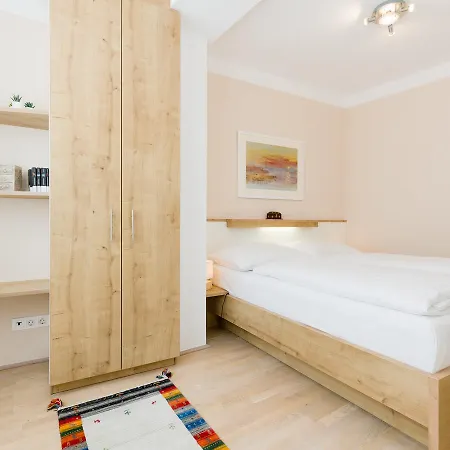 Christian Apartments Oper - Contactless Check In Vienna Esterno foto
